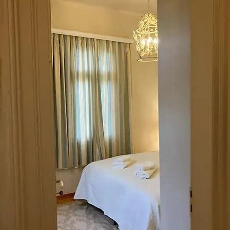 Villa Anavros House